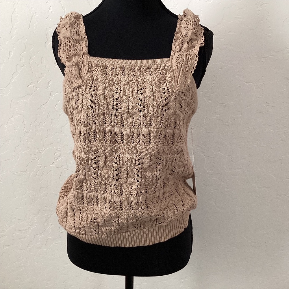 Dex NWT, Ruffled Trim, tank, deep taupe, size M, 16”-20”, crochet